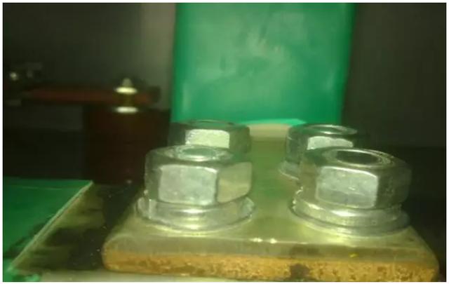 高壓開關柜安裝過程及注意事項詳細說明，有插圖，非常實用！